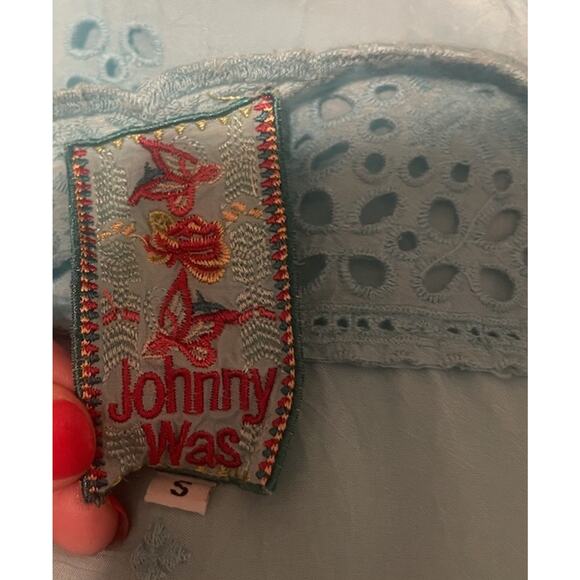 Johnny Was Women's S Blue Embroidered Darla Boho Scoop Eyelet Tunic Top EUC - Picture 3 of 4